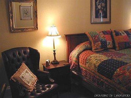 The Continental Inn Tomales Номер фото